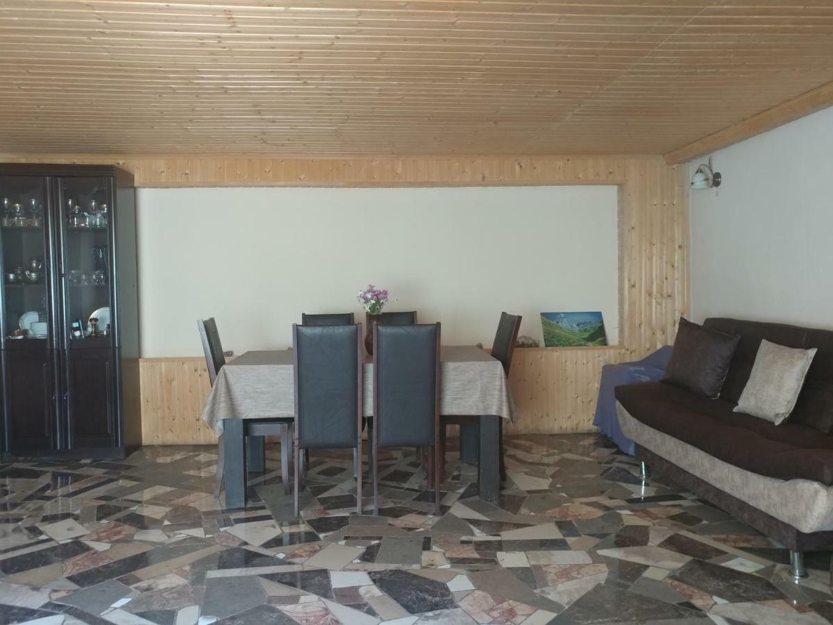 Lali'S Guest House In 주타 외부 사진